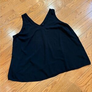 Torrid Black V-Neck Tank Top Size 4 | Flowy Basic Sleeveless Blouse Plus Size 4X